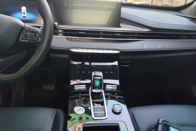 奇瑞 瑞虎8 PLUS 2022款 290TGDI DCT豪情版+中控内饰16