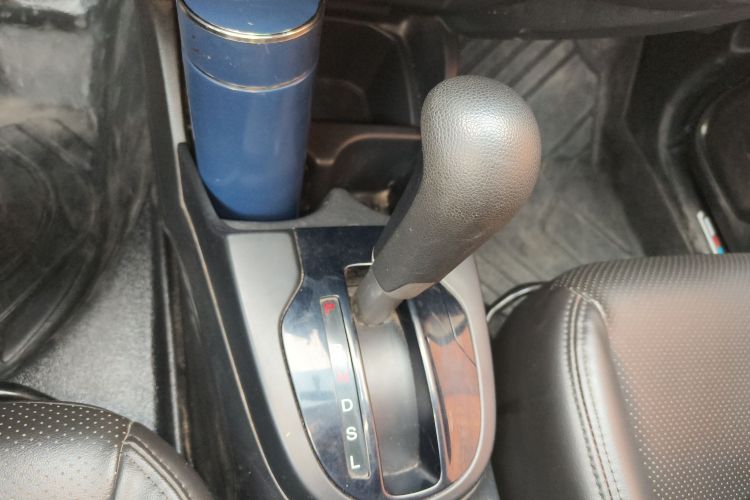 本田 飞度 2018款 1.5L CVT舒适版中控内饰18