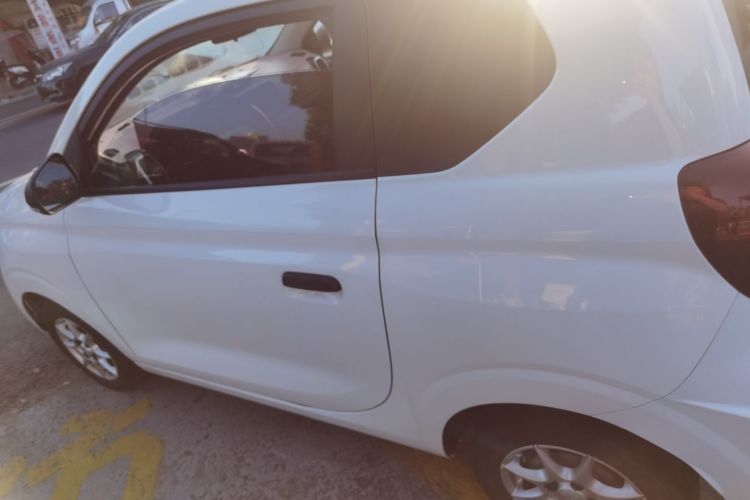 荣威 科莱威CLEVER 2022款 311km元气啵啵版车身外观6003