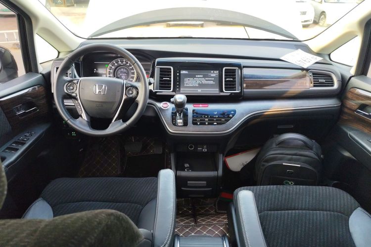 本田 艾力绅 2016款 2.4L 舒适版中控内饰12