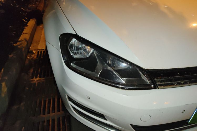 大众 高尔夫 2017款 1.6L 自动舒适百万辆纪念版车身外观8