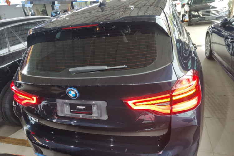 宝马iX3 2021款 改款 领先型车身外观6004