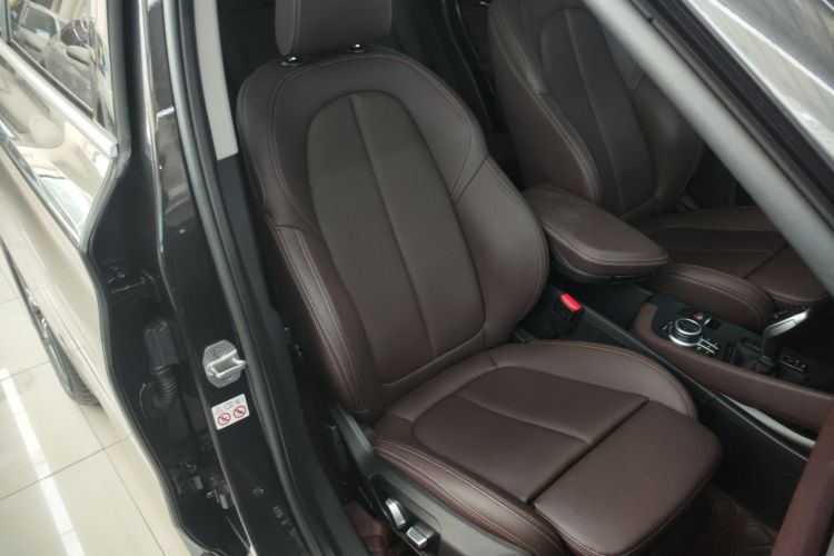 宝马X1 2022款 sDrive25Li 领先型局部细节41