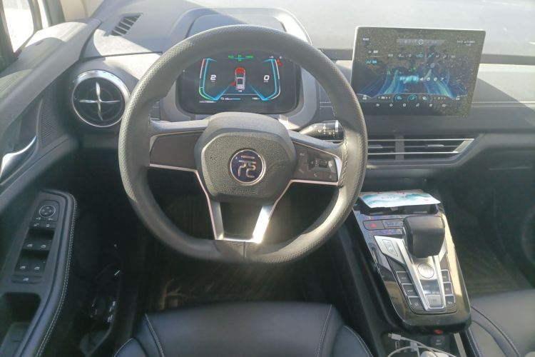 比亚迪 元新能源 2019款 EV535 智联领潮型中控内饰13