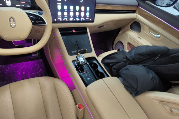 鸿蒙智行 问界M7 2024款 1.5T 后驱Plus版 5座局部细节18