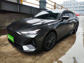 长安UNI-V 2023款 1.5T 尊贵型