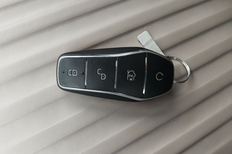 比亚迪 元PLUS 2023款 冠军版 510KM 超越型中控内饰7001