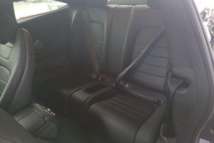 奔驰C级(进口) 2021款 C 260 轿跑车中控内饰7004