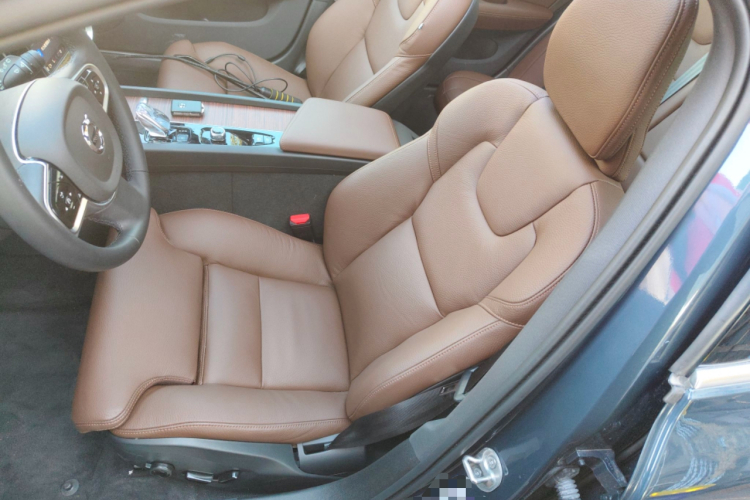 沃尔沃V60 2024款 B5 智远豪华版中控内饰19