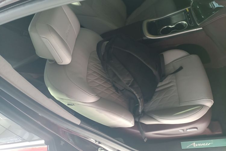 别克GL8 2023款 Avenir艾维亚 六座贤礼版局部细节41