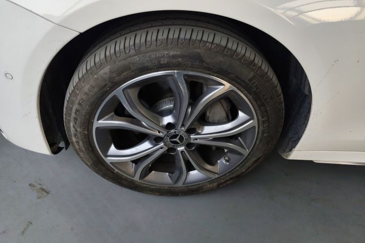 奔驰E级 2020款 E 300 L 运动豪华型车身外观6007