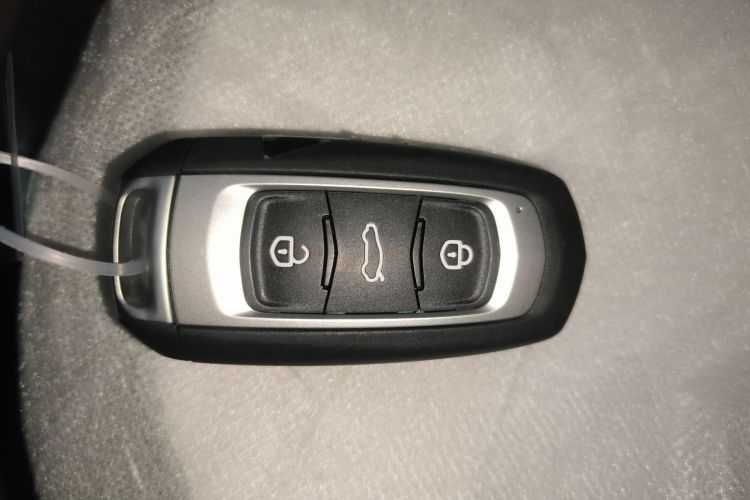 吉利银河 熊猫 2025款 210km 元气熊中控内饰11