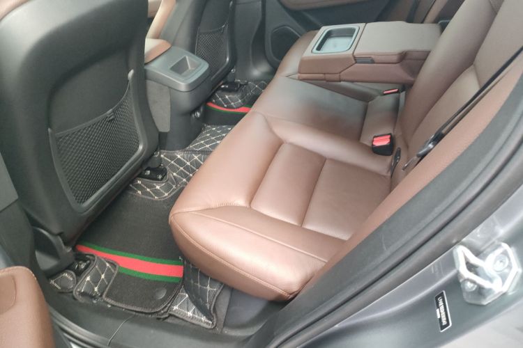 沃尔沃XC60 2018款 T5 四驱智逸版中控内饰7004