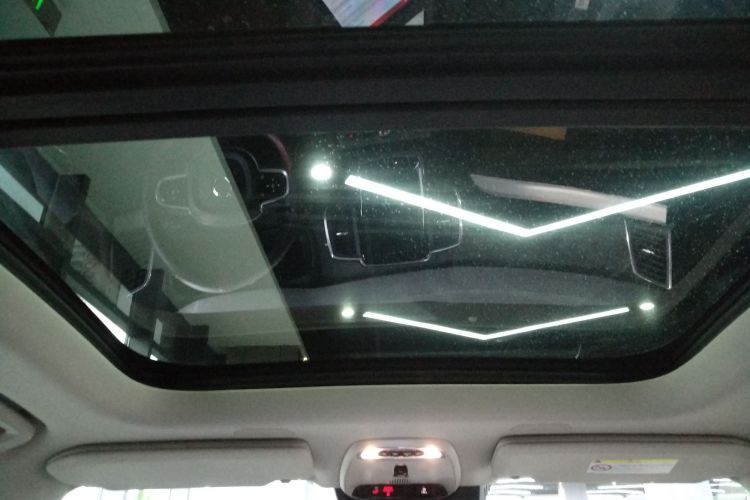 沃尔沃XC90 2019款 T5 智逸版 5座 国VI中控内饰22