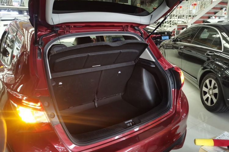 日产 骐达TIIDA 2021款 1.6L CVT智行版机舱底盘23