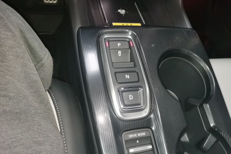 本田 思域 2023款 HATCHBACK 2.0L e:HEV 极控版中控内饰18