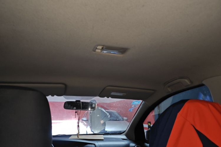 日产 骊威 2013款 劲锐 1.6XL CVT舒适版中控内饰22