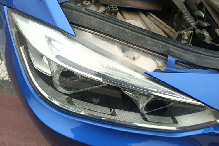 宝马3系 2017款 320Li M运动型车身外观8