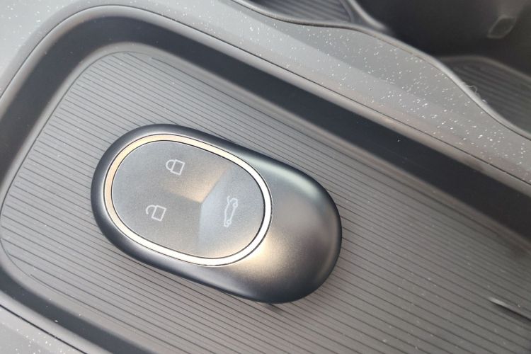 蔚来ET5T 2024款 75kWh Touring中控内饰7001