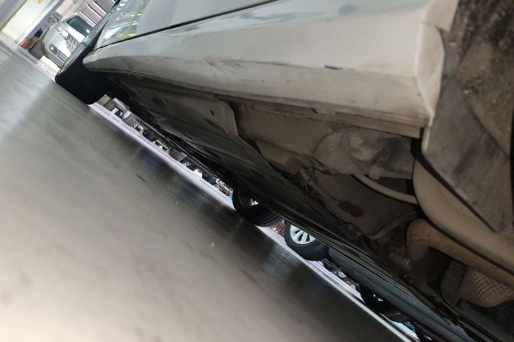 奥迪A3 2018款 30周年年型 Limousine 35 TFSI 时尚型机舱底盘30