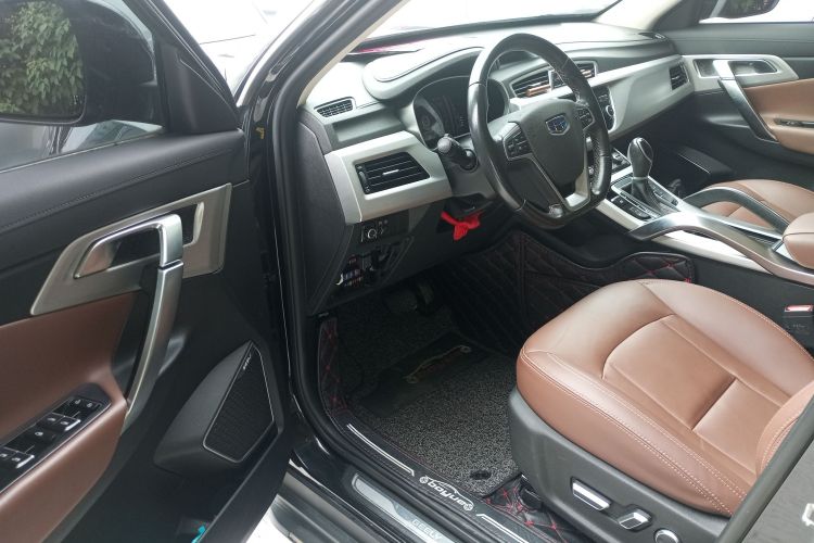 吉利汽车 博越 2016款 1.8TD 自动智尊型中控内饰7003