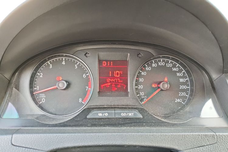 大众 桑塔纳 2015款 1.6L 手动风尚版中控内饰14