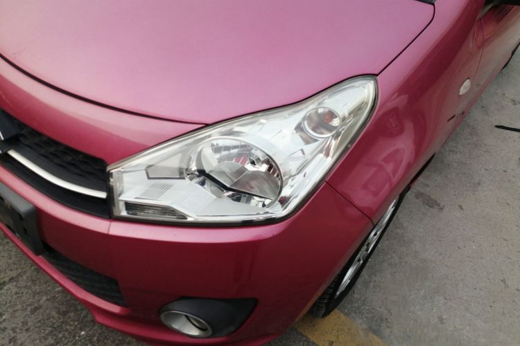 铃木 奥拓 2013款 1.0L 自动豪华型局部细节36