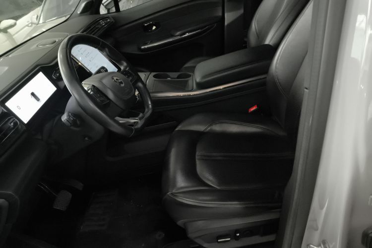 蔚来ES6 2020款 420KM 运动版中控内饰19