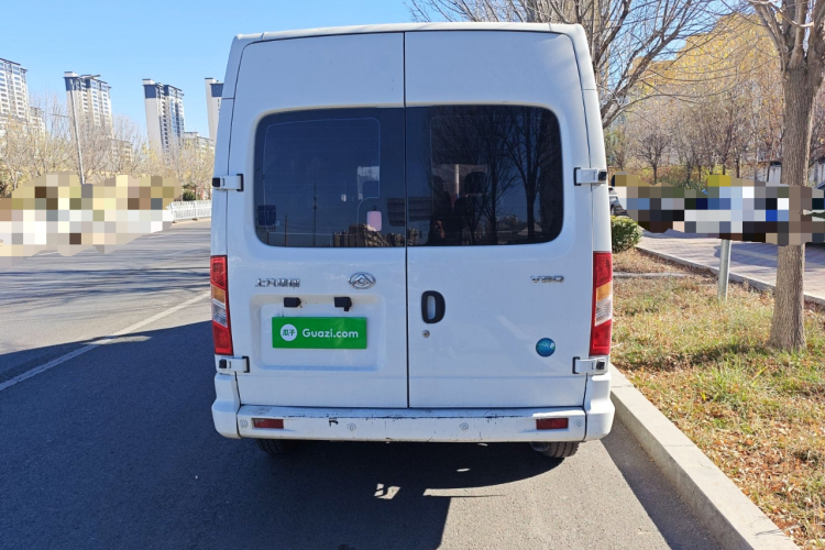 上汽大通MAXUS 新途V80 2021款 2.0T PLUS 手动全能王中轴中顶6/7/8/9座车身外观6004