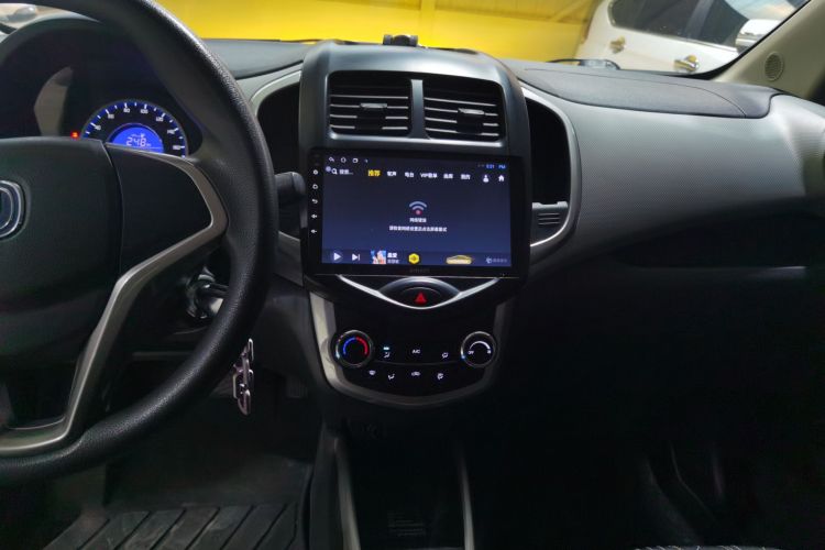 长安欧尚 奔奔E-Star 2021款 国民版 心悦版 磷酸铁锂（31.18kWh）中控内饰16