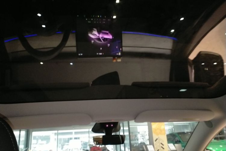 特斯拉 Model Y 2024款 后轮驱动版中控内饰22