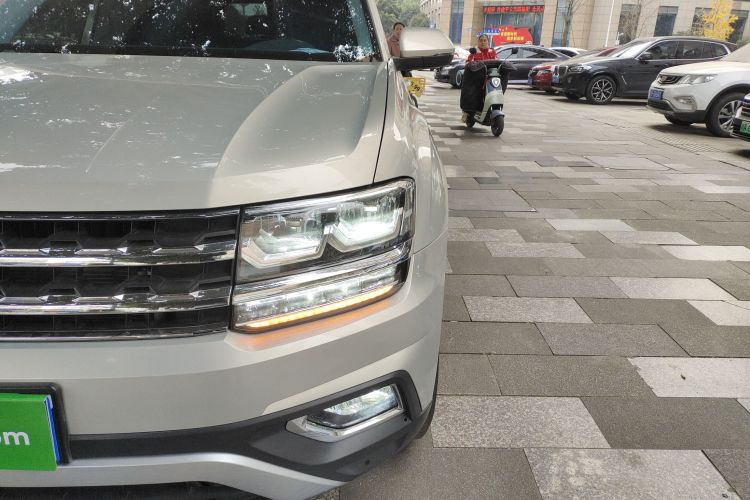 大众 途昂 2019款 330TSI 两驱豪华版 国VI局部细节36