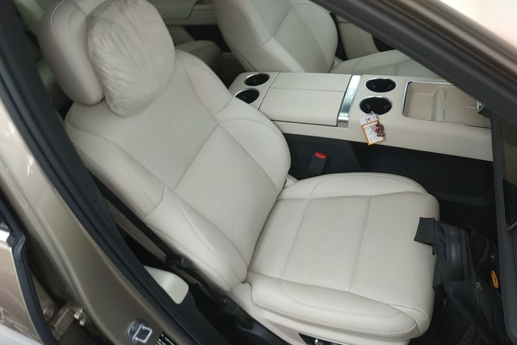 理想汽车 理想L9 2022款 Max中控内饰41