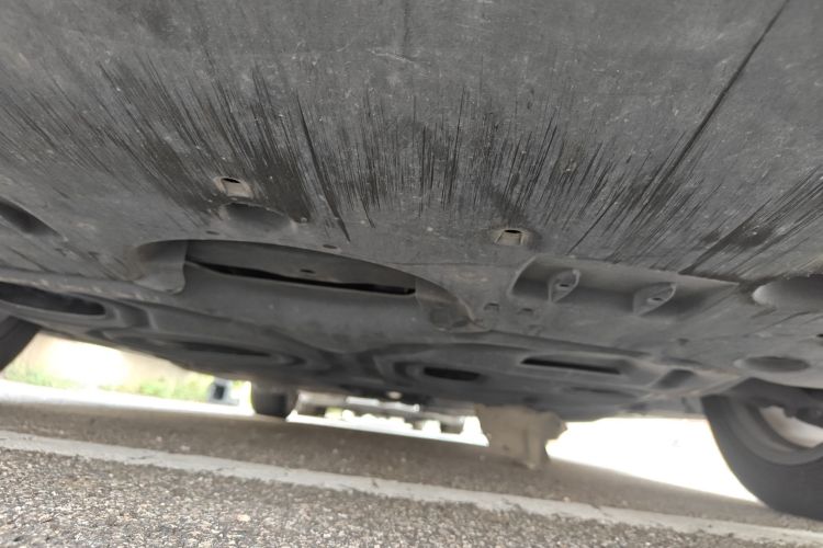 雷克萨斯ES 2018款 200 卓越版 国VI局部细节9008