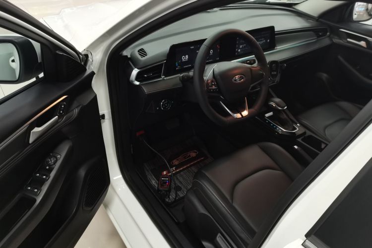 福特 福睿斯 2021款 1.5L 自动钻石版中控内饰7003