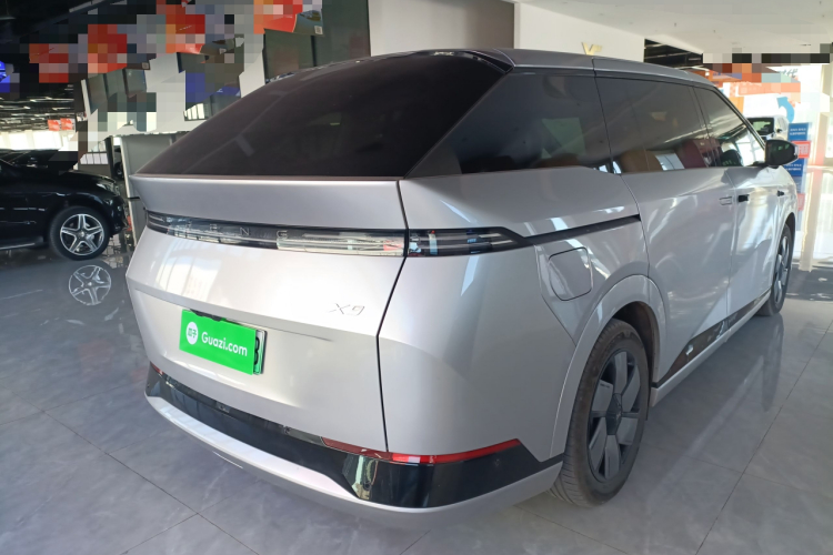 小鹏X9 2024款 702超长续航Max车身外观7