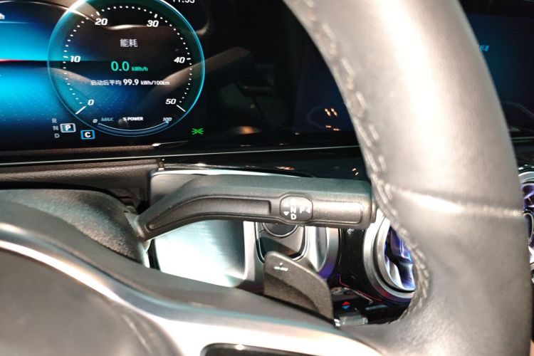 奔驰EQB 2022款 EQB 260局部细节18