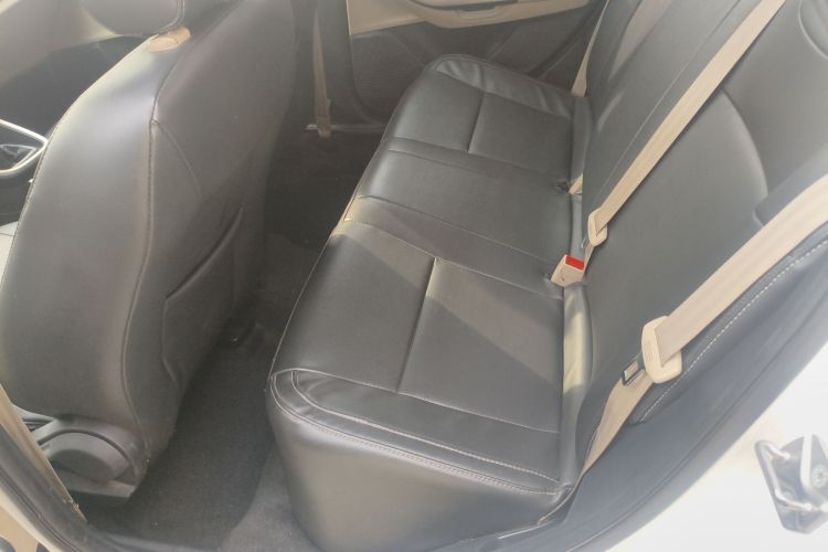 福特 福睿斯 2015款 1.5L 手动舒适型中控内饰21