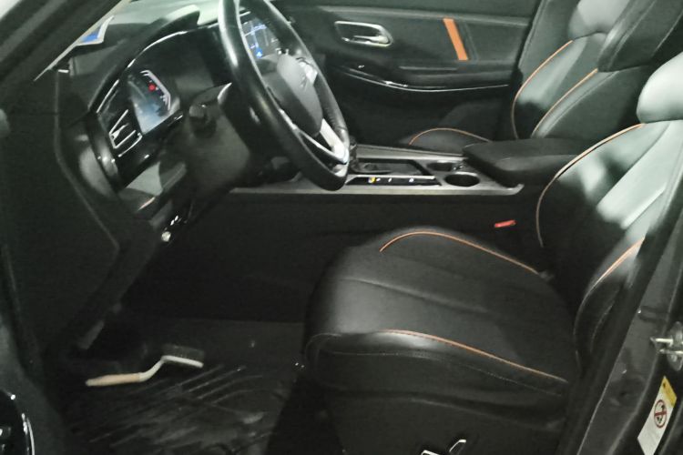 长安欧尚X7 PLUS 2022款 1.5T 蓝鲸版自动尊贵型中控内饰19