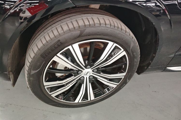 沃尔沃XC60新能源 2023款 T8 插电混动 长续航四驱智远豪华版车身外观6007