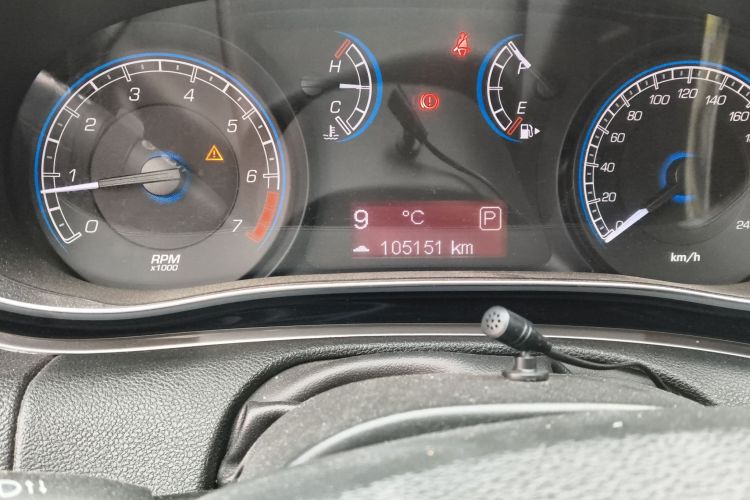 菲亚特 致悦 2014款 1.4T 自动时尚版中控内饰15