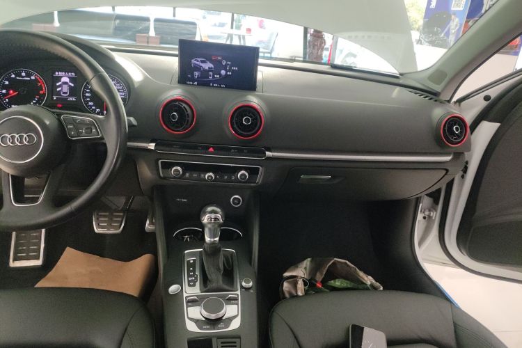 奥迪A3 2020款 Limousine 35 TFSI 风尚型 国VI中控内饰16