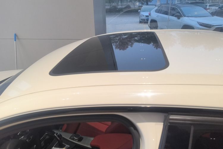 宝马3系 2019款 320i M运动曜夜版局部细节57