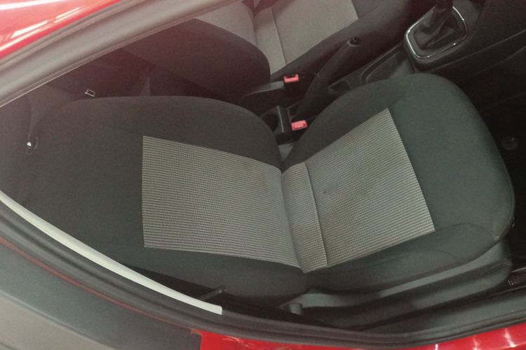 大众 Polo 2016款 1.4L 自动风尚型中控内饰41