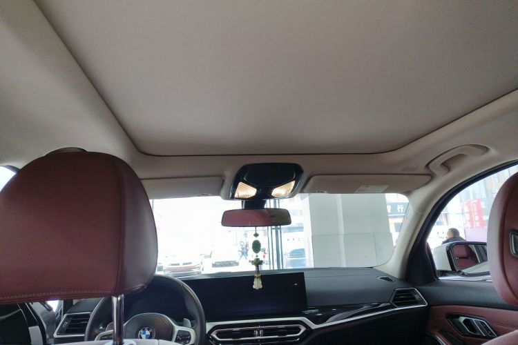 宝马3系 2023款 320Li M运动套装中控内饰22