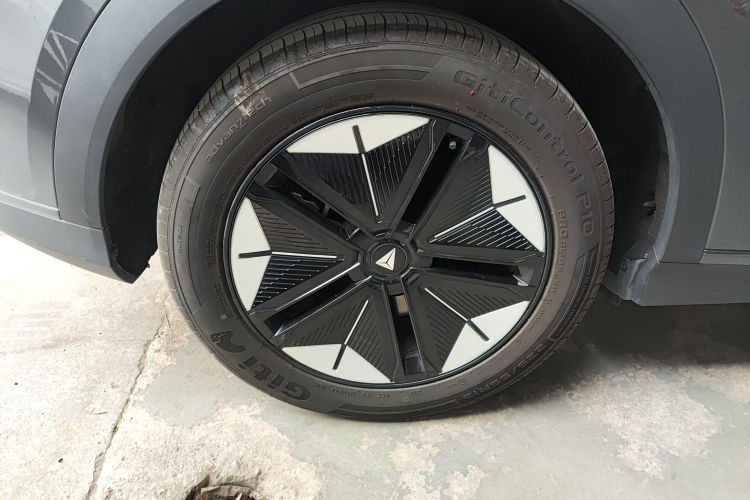 深蓝汽车 深蓝S07 2024款 520Max 乾崑智驾ADS SE纯电版车身外观6002