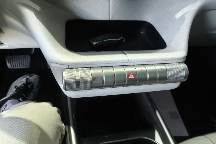 比亚迪 海豚 2021款 405km 时尚版中控内饰18