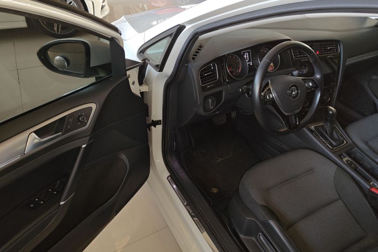 大众 高尔夫 2020款 280TSI DSG舒适型中控内饰20