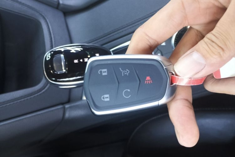 凯迪拉克XT6 2020款 28T 七座豪华运动型至享安全版中控内饰7001