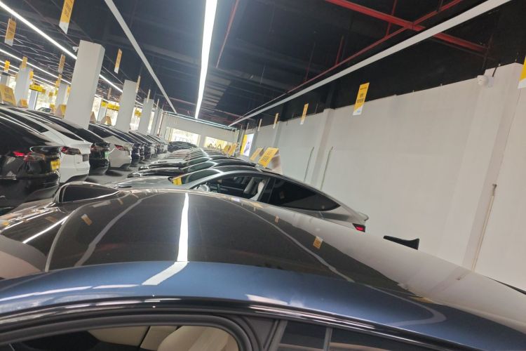 小米汽车 小米YU7 2025款 超长续航后驱版局部细节57